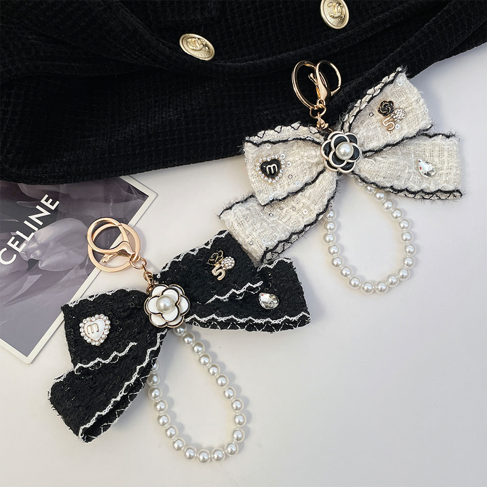 Breloczki damskie z kokardkami – Vintage Fashion Collection recenzja i cena