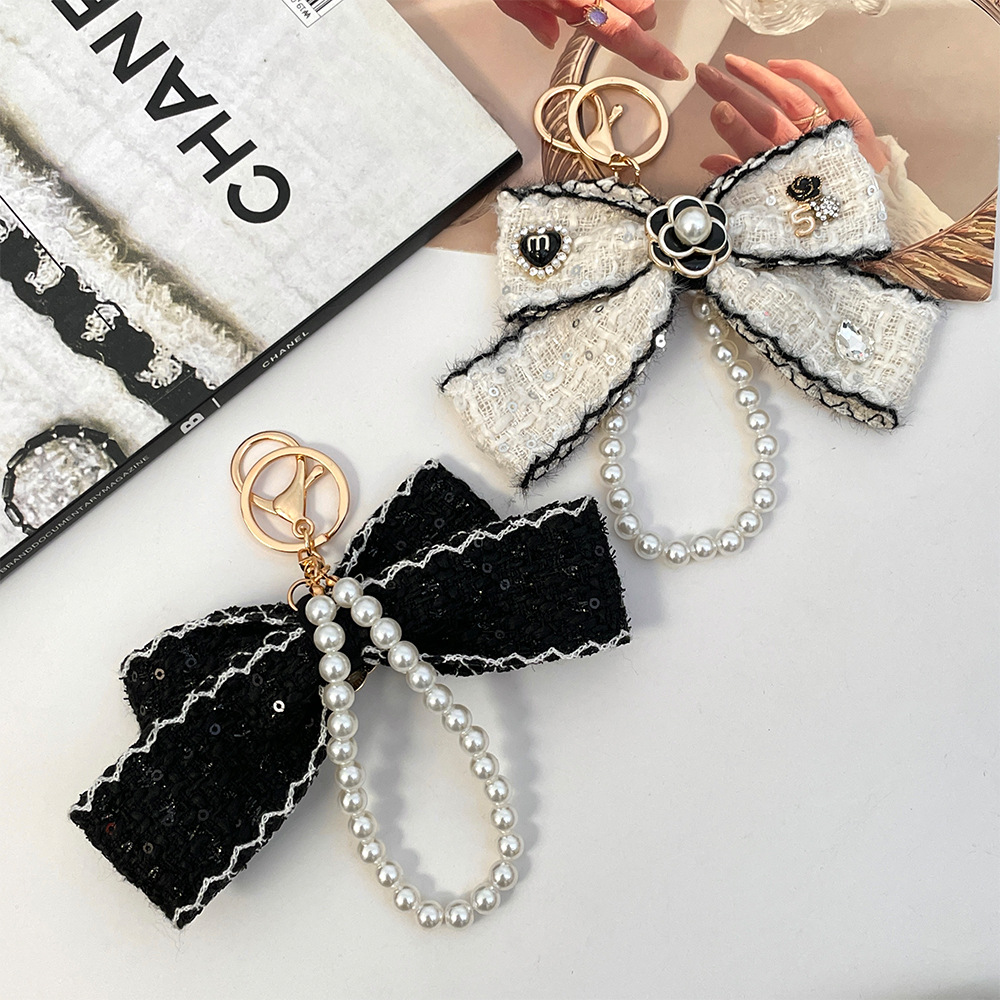 Breloczki damskie z kokardkami – Vintage Fashion Collection recenzja i cena
